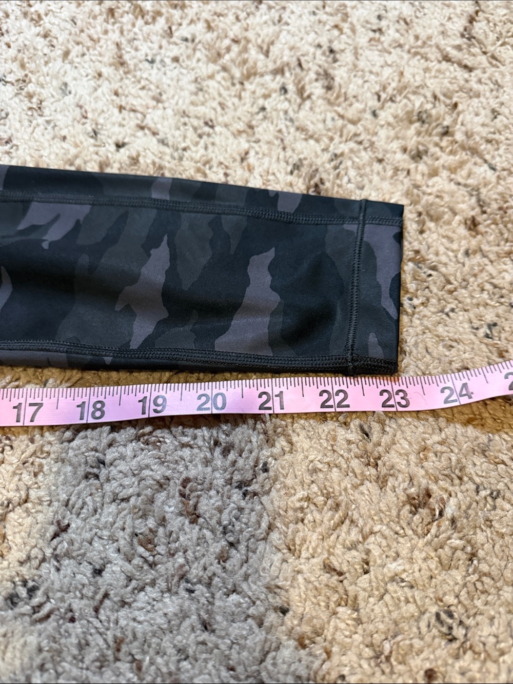 Athleta Black & Gray Camo 7/8 Performance Tights - Picture 7 of 7